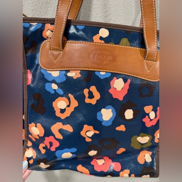 Fossil Floral Tote Bag - Picture 3 of 8